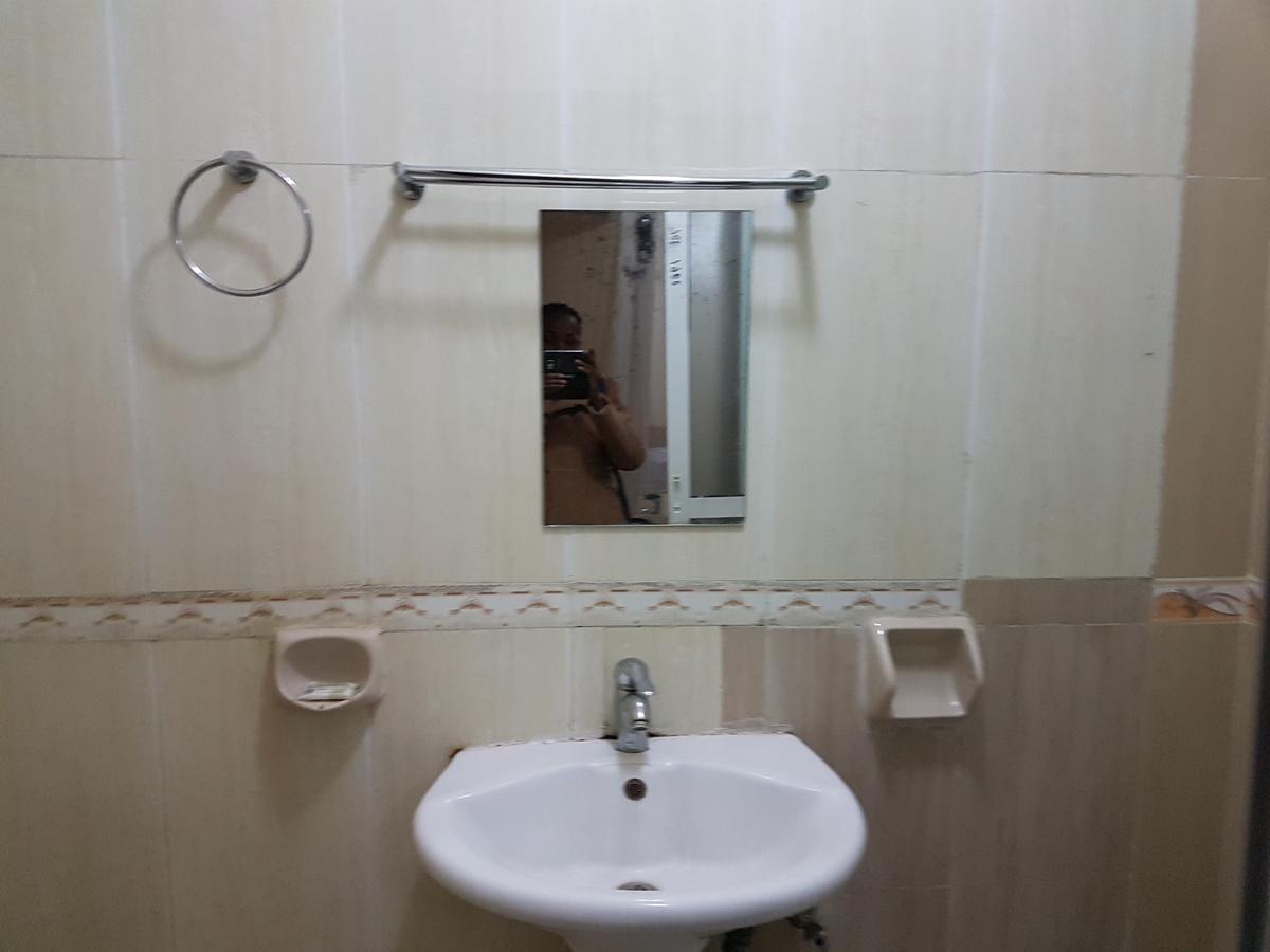 Royal Palm Hotel And Suites Накуру Екстер'єр фото